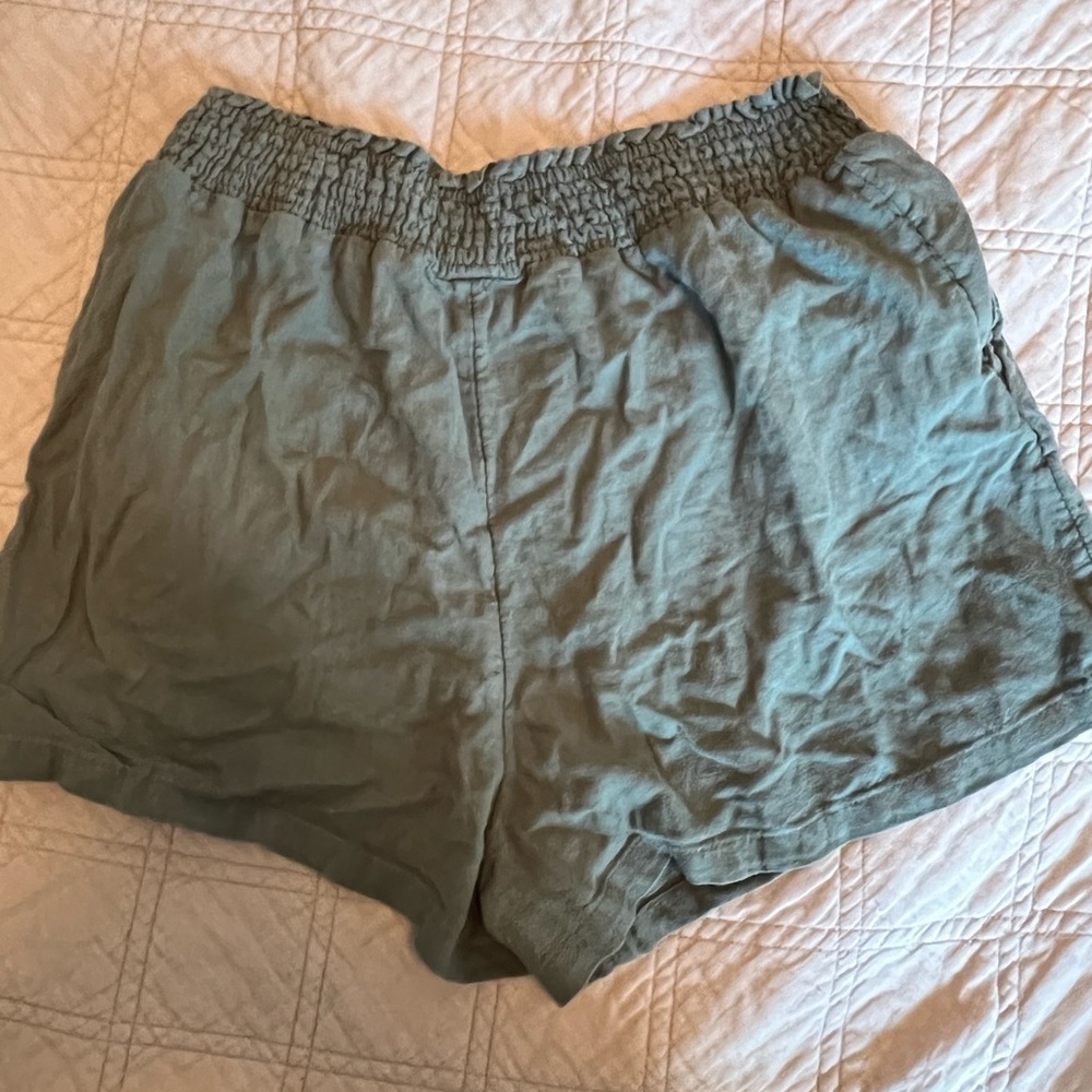 Shorts - Picture 2 of 2